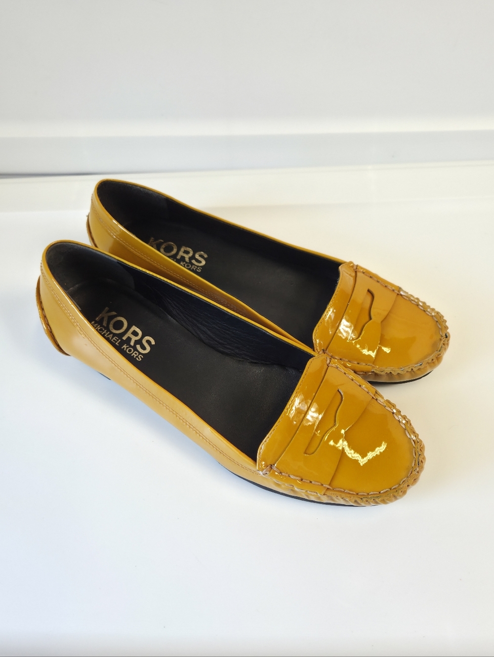 Kors Michael Kors Mustard Patent Leather Moccasin Flats Loafers Size 7.5